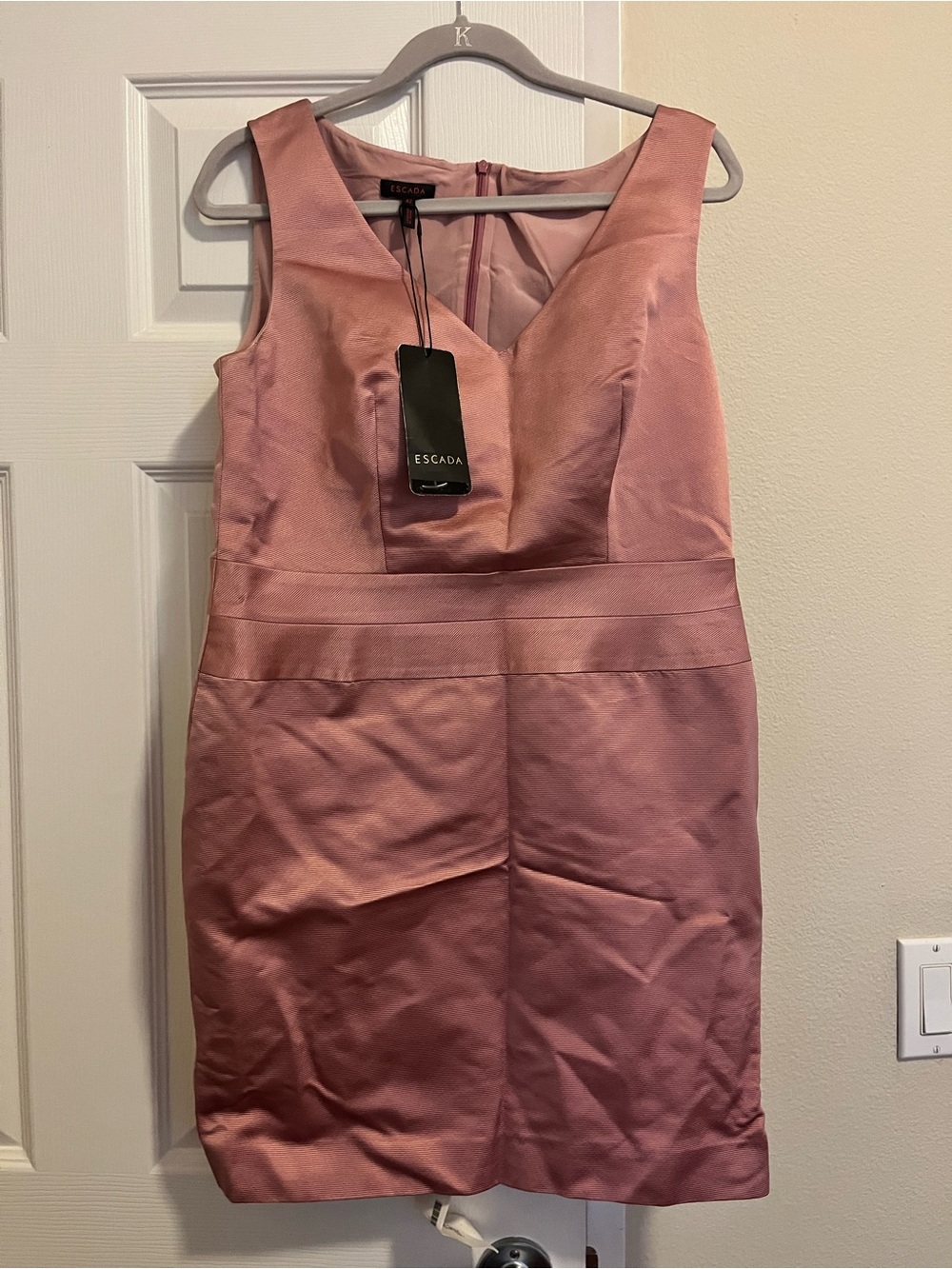 Escada Dusty Rose Sleeveless Sheath Dress